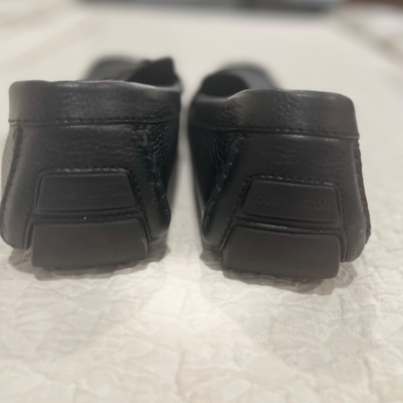 Original Louis Vuitton  for Men  $200  size 12 used excellent condition - Picture 12 of 12